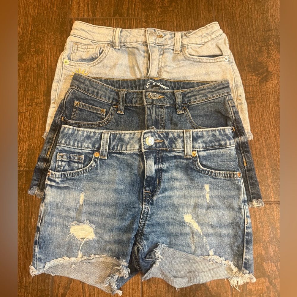 Cat & Jack and art class Girls Denim Shorts Trio - Light, Medium & Dark Wash